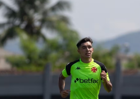 Fora dos relacionados do Vasco, Sforza recebe sondagens