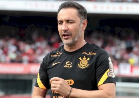 Corinthians vence processo de R$ 7 milhões movido por Vitor Pereira