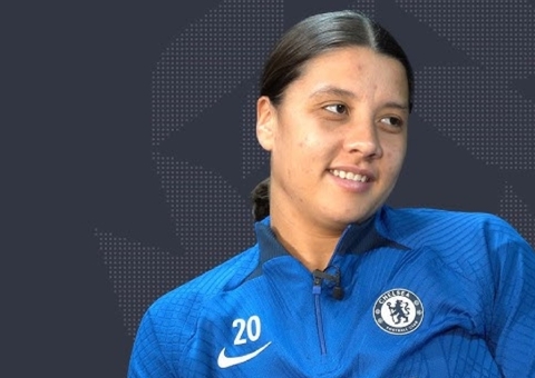 Craque do Chelsea é inocentada em caso de abuso racial contra policial