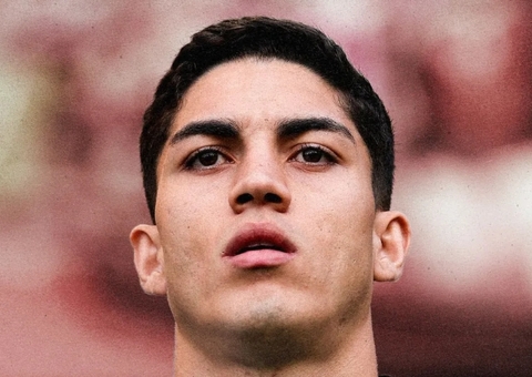 Clube inglês oficializa contratação de zagueiro do Botafogo