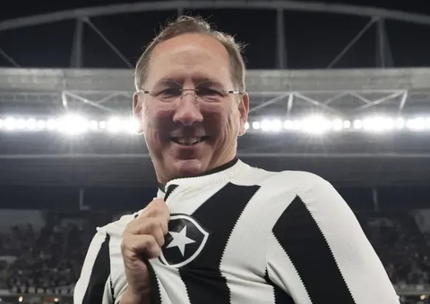 Textor se manifesta após eliminação do Botafogo e faz promessa para 2025