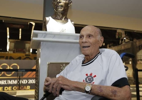 Lenda do basquete brasileiro, Amaury Pasos morre aos 89 anos