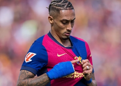 Raphinha passa Salah e lidera Europa em participações em gols na temporada