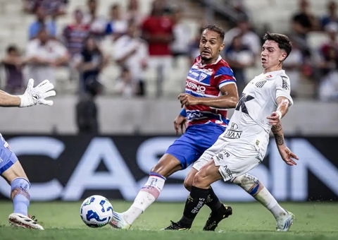 Santos vence Fortaleza com gol nos acréscimos e sai do Z4 do Brasileirão