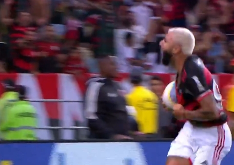 Gabigol comemora gol anulado e vira meme na internet; veja