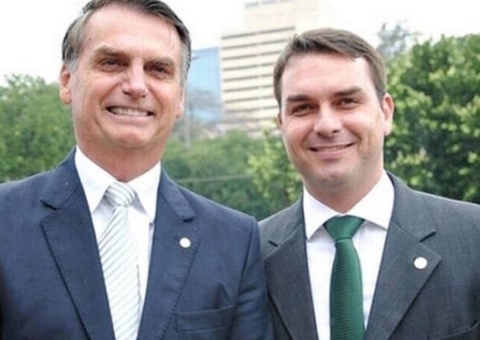 Flávio Bolsonaro disse que 'ninguém está feliz' com tarifaço de Trump