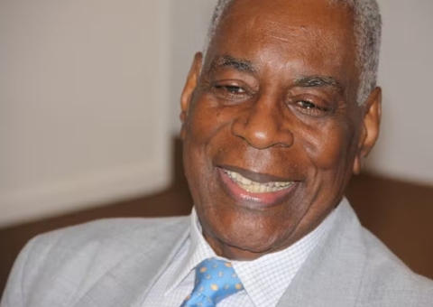 Haroldo Costa, ator e comentarista de carnaval, morre aos 95 anos no Rio