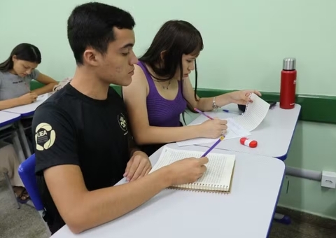 UEA abre inscrições para 85 vagas em curso pré-vestibular em Manaus