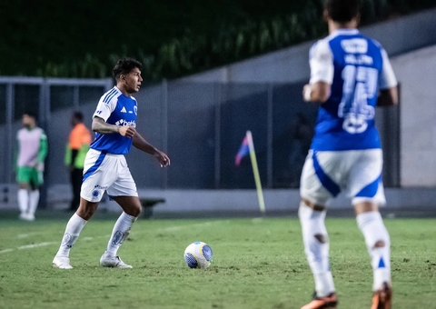 Com três de Kaio Jorge, Cruzeiro goleia Grêmio e caça o líder Flamengo