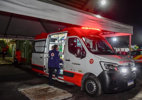SES-AM realiza seis atendimentos na abertura do Carnaval na Floresta
