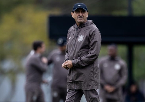 Augusto Melo abre o jogo e revela situação de Ramon Diaz no Corinthians