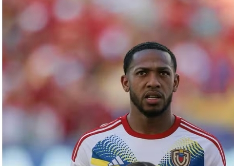 Corinthians acerta contratação do volante venezuelano José Martínez