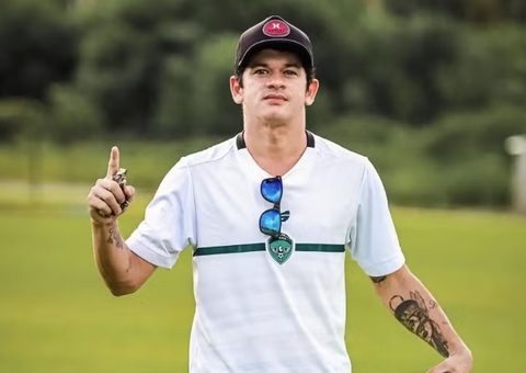 Manaus FC demite técnico após comentário ofensivo sobre morte de Kirk