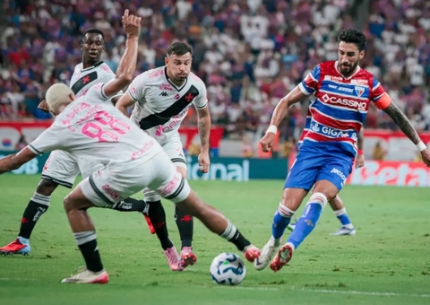 Com um a menos, Vasco vence o Fortaleza pela Série A do Brasileiro