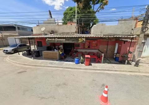 Mortos confundidos com milicianos participavam de amigo oculto em bar