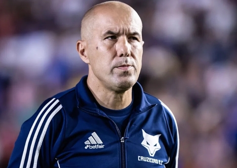 Cruzeiro anuncia saída de Leonardo Jardim após eliminação na Copa do Brasil