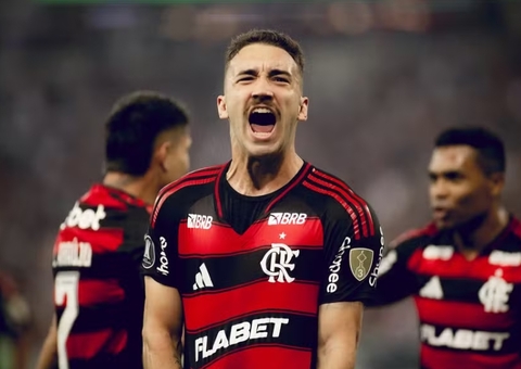 Flamengo vence a LDU e entra na zona de classificação às oitavas da Libertadores