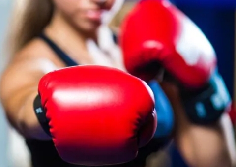 Dois juízes de boxe foram afastados em Paris por risco de corrupção, afirma jornal