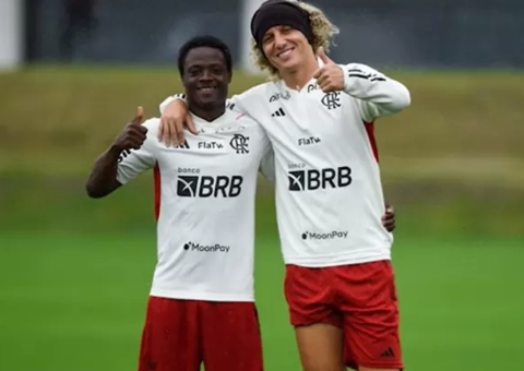 Quem é Shola, nigeriano fã de David Luiz que pode ganhar chance no Flamengo