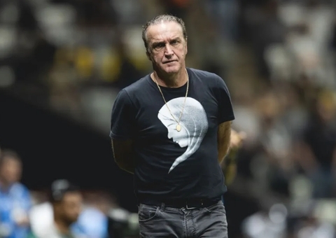 Cuca explica rotação dos titulares no Atlético-MG e cita Mourinho