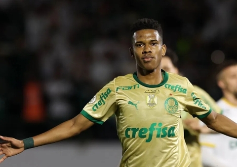 Palmeiras goleia Criciúma e assume a vice-liderança do Brasileiro