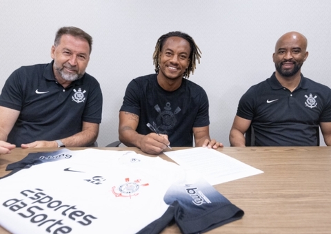 Corinthians renova contrato de titular até o fim de 2026