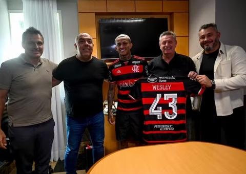 Flamengo renova contrato de lateral Wesley até dezembro de 2028