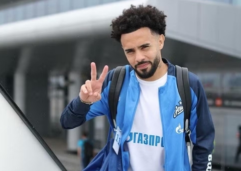 Zenit trava negociações do Flamengo por Claudinho