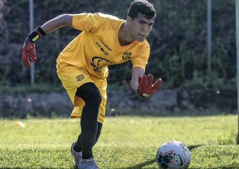 Aos 20 anos, jogador do Barcelona-EQU morre após queda no banheiro