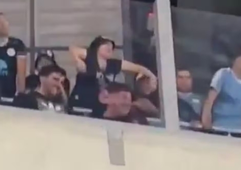 Torcedores do Belgrano são detidos por atos racistas em jogo contra o Athletico