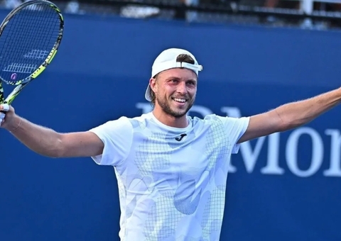 Quem é Alexandre Müller, adversário de João Fonseca na estreia no Rio Open