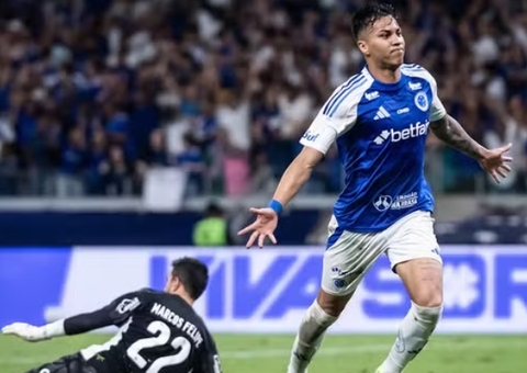 Cruzeiro domina jogo e vence Bahia no Mineirão pelo Brasileiro