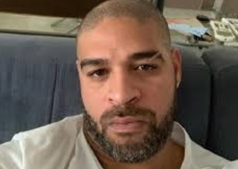 Adriano Imperador terá jogo de despedida em um Flamengo x Inter de Milão