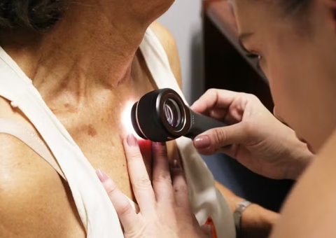 Saiba como se proteger do câncer que afetou Bolsonaro