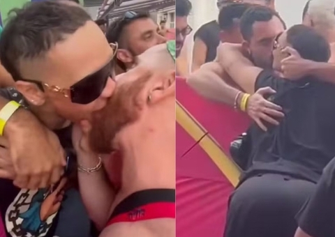 Pabllo Vittar beija vários fãs em festa gay no Rio; vídeo
