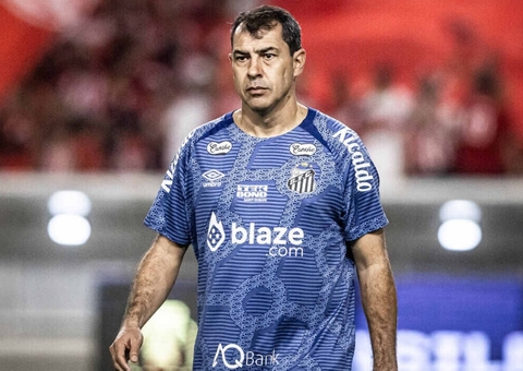 Presidente do Santos diz que futuro de Carille será definido ainda nesta segunda