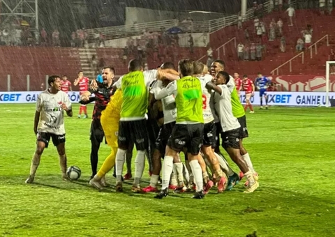 Ponte Preta e Ituano são rebaixados para a Série C