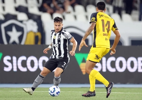 Botafogo vence lanterna Sport de virada nos acréscimos e entra no G5