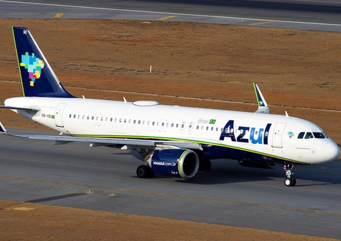 Azul é condenada por deixar passageiro esperando 19h por voo cancelado no Amazonas