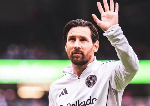 Messi revela que tentou voltar ao Barcelona após saída do PSG