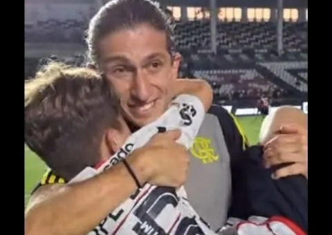 Ídolo do Flamengo se emociona com primeiro título como técnico