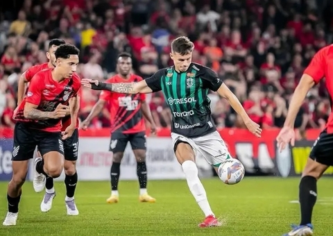 Maringá atropela o Athletico e encara o Operário-PR na final do Paranaense