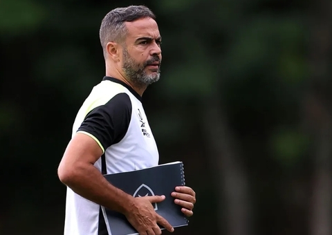 Botafogo e Artur Jorge chegam a acordo para rescisão de contrato