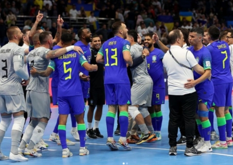 Após 12 anos, Brasil volta à final do mundial de futsal em busca do hexa