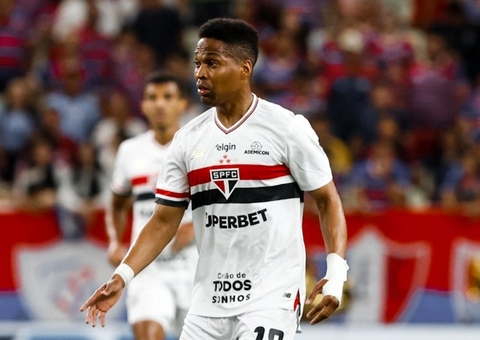 Com um a menos, São Paulo vence Fortaleza e se reabilita no Brasileiro