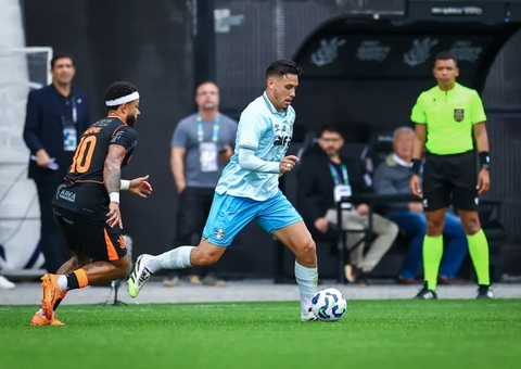 Memphis volta a marcar, Corinthians ganha do Grêmio e fica perto do G6