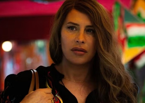 Karla Sofía volta a se defender após polêmica por tuítes antigos