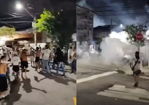 Bombas e protesto: torcida do Santos causa confusão na Vila após empate