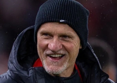 Liverpool anuncia saída do ex-goleiro Taffarel