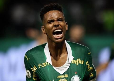 Palmeiras desencanta no fim, vence o Botafogo-SP e segue vivo no Paulistão